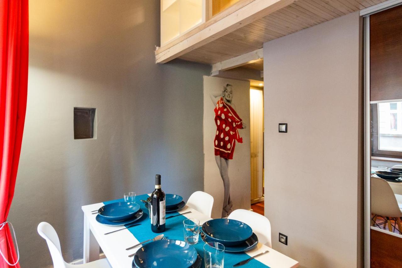 Lilly Apartment Main Train Station Old Town By The Castle Suites Kraków Exteriör bild