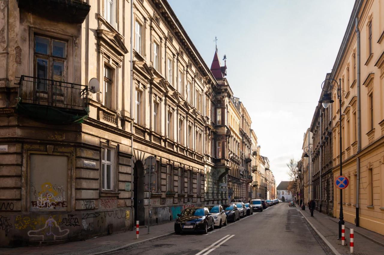 Lilly Apartment Main Train Station Old Town By The Castle Suites Kraków Exteriör bild