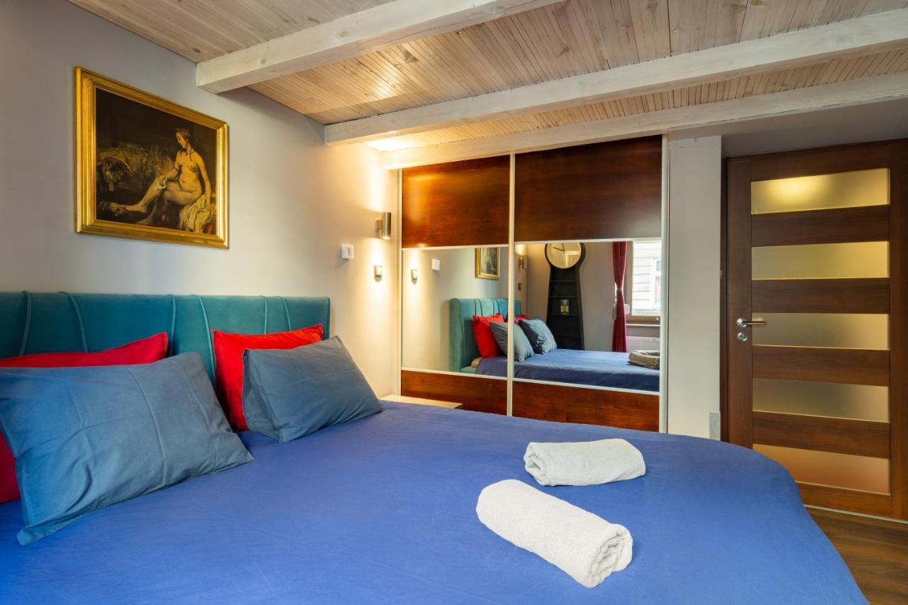 Lilly Apartment Main Train Station Old Town By The Castle Suites Kraków Exteriör bild
